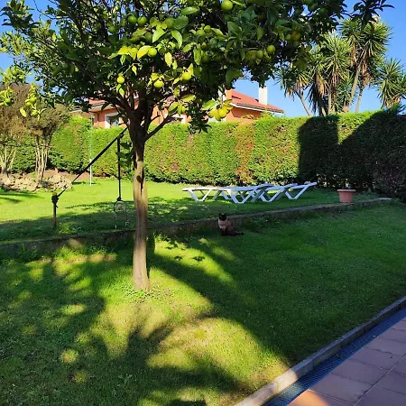 La Buganvilla Nyaraló *