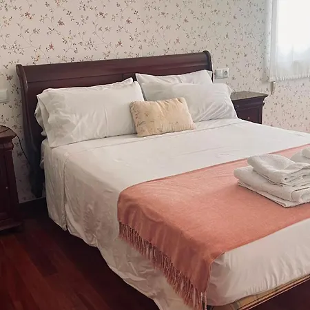 La Buganvilla Nyaraló